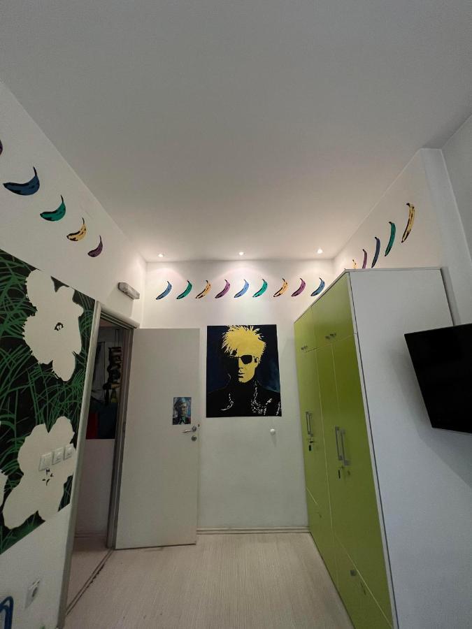 Ostello Pop Art Belgrado Esterno foto